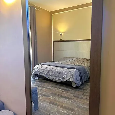 Frühstückspension Candia 4*