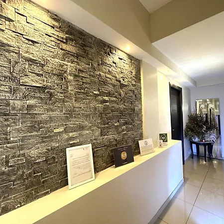 Oda ve Kahvaltı Candia 4*