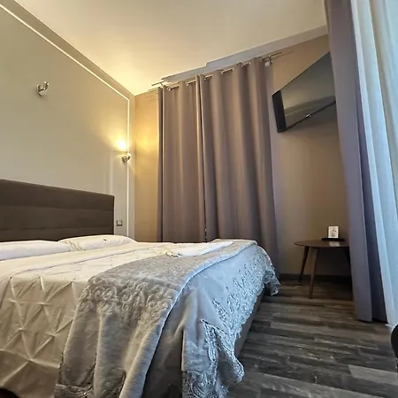 Oda ve Kahvaltı Candia