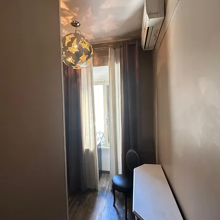 Oda ve Kahvaltı Candia Roma