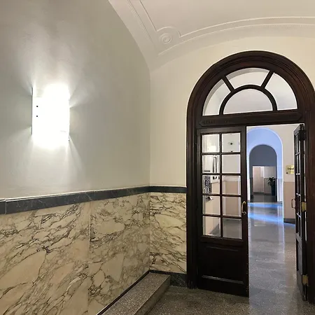 Oda ve Kahvaltı Candia Roma