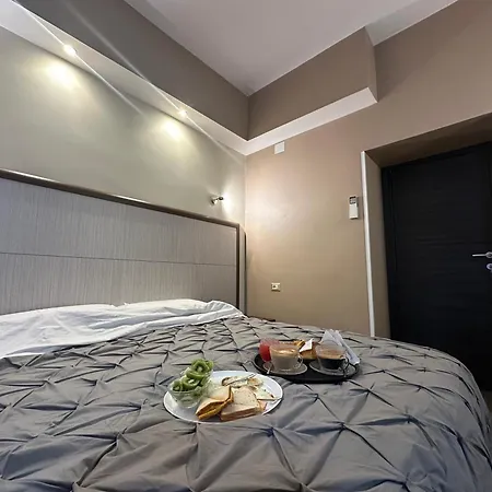Candia 4* Roma