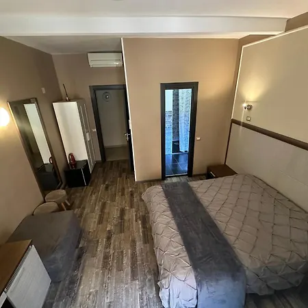 Candia 4* Roma